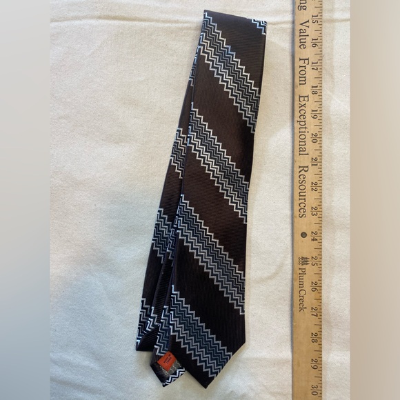 Missoni for Target Brown Black and White Diagonal Zigzag Tie 100% Silk OSFM - Picture 2 of 5